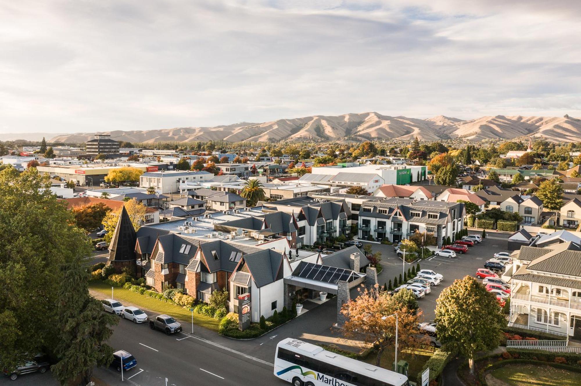Carnmore Chateau Marlborough Blenheim Ngoại thất bức ảnh Aerial view of the town centre