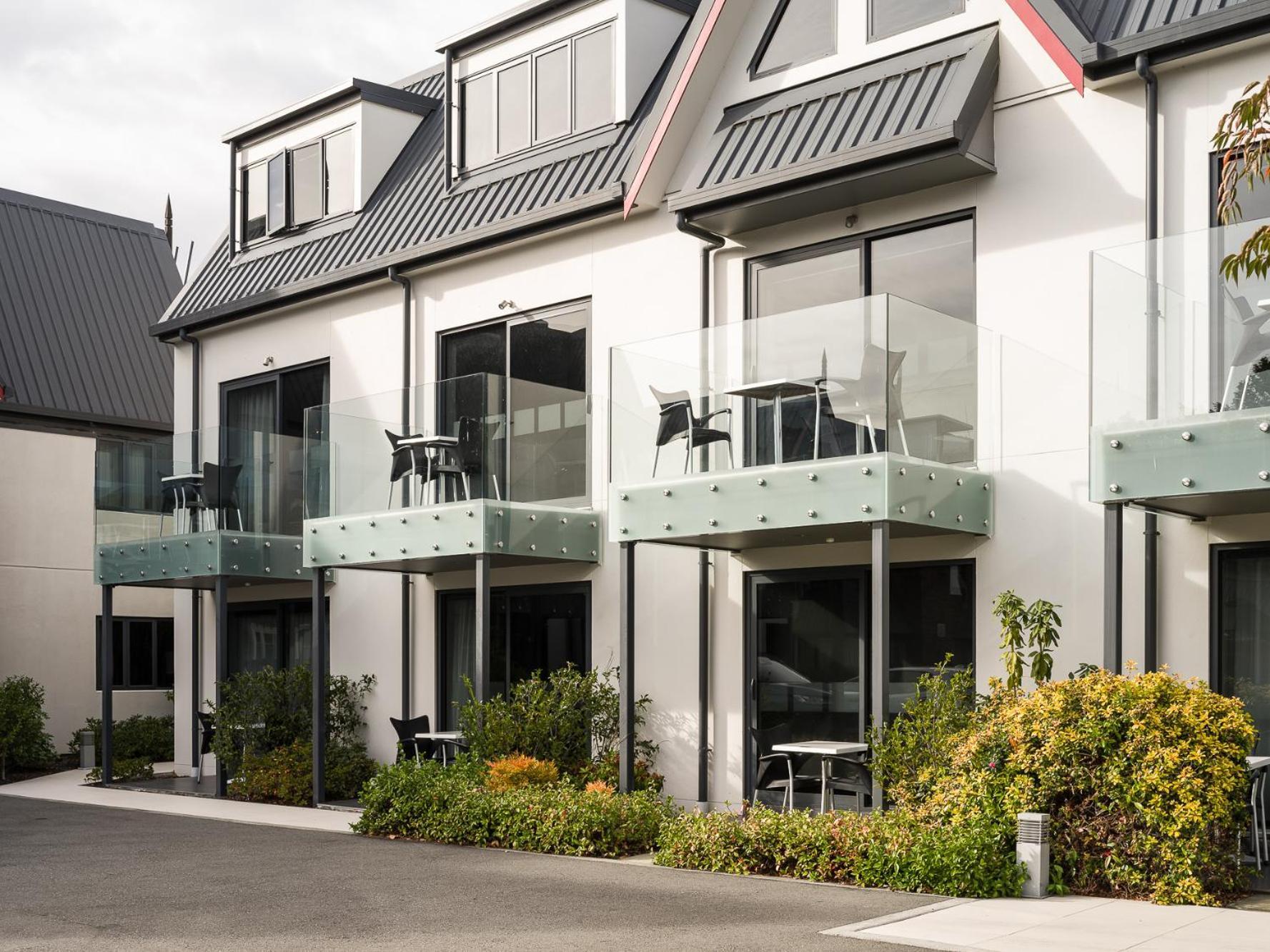 Carnmore Chateau Marlborough Blenheim Ngoại thất bức ảnh The Terrace Apartments